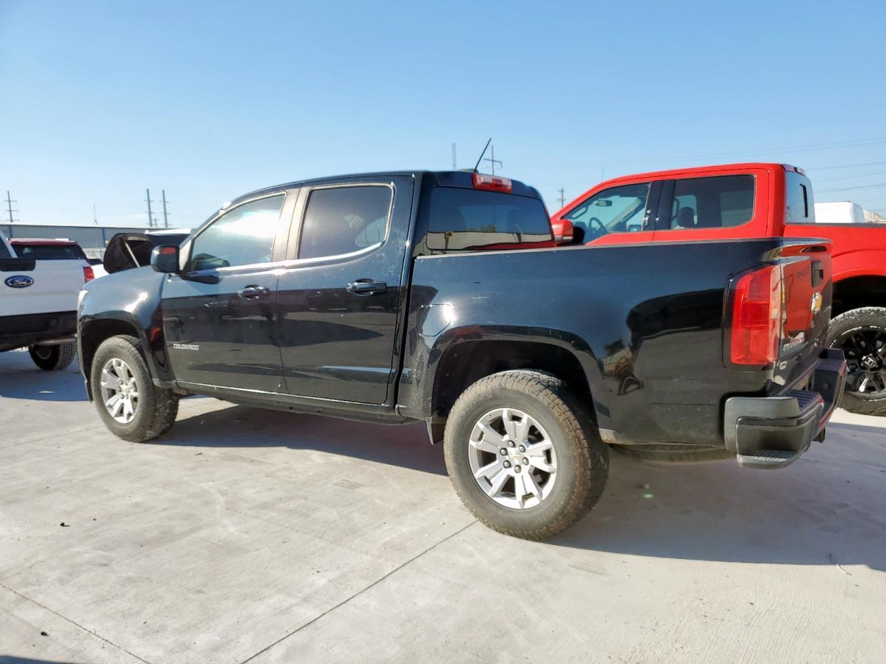 2017 Chevrolet Colorado Lt - Image 2