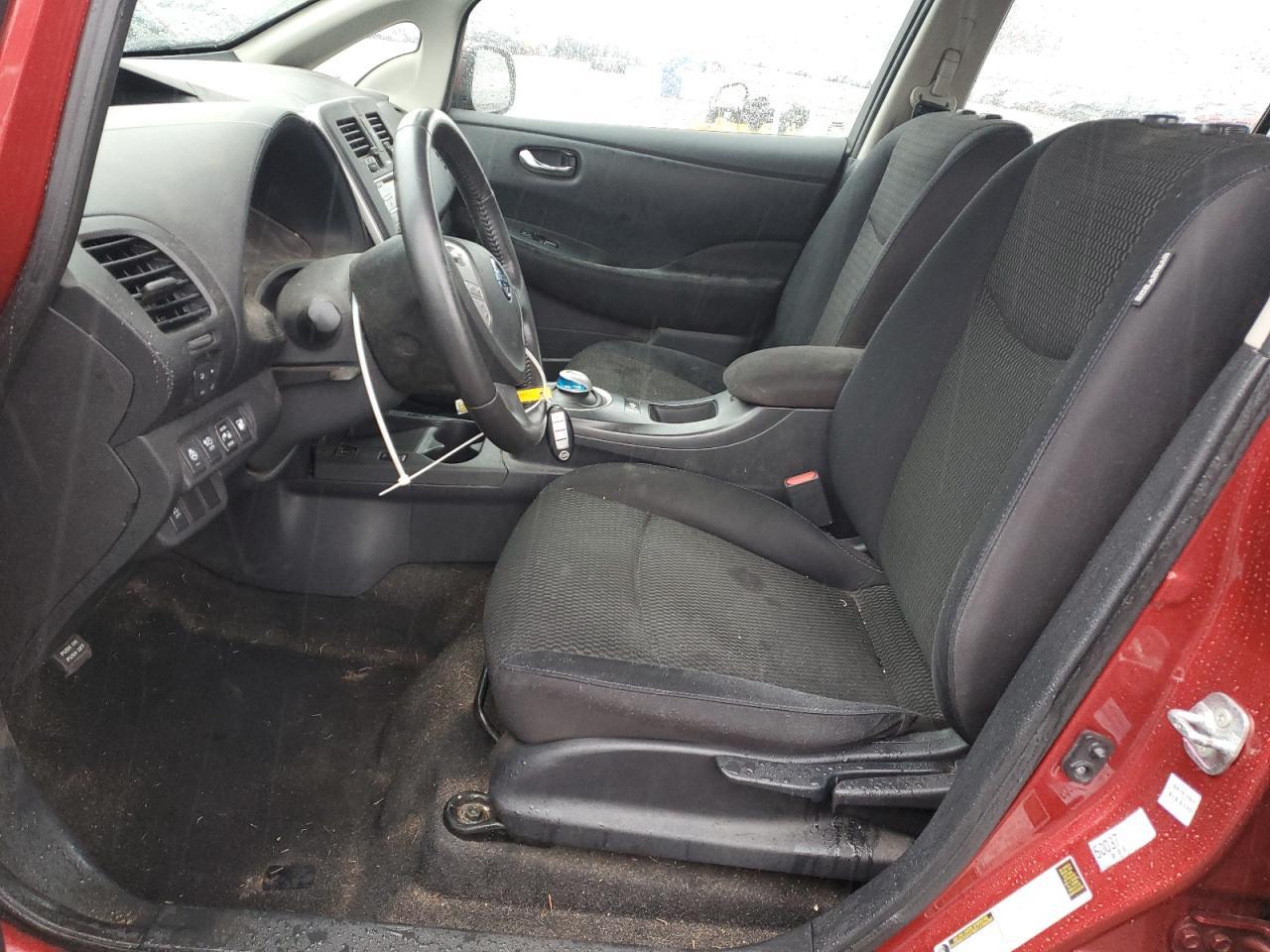 2015 Nissan Leaf S - Фото 7