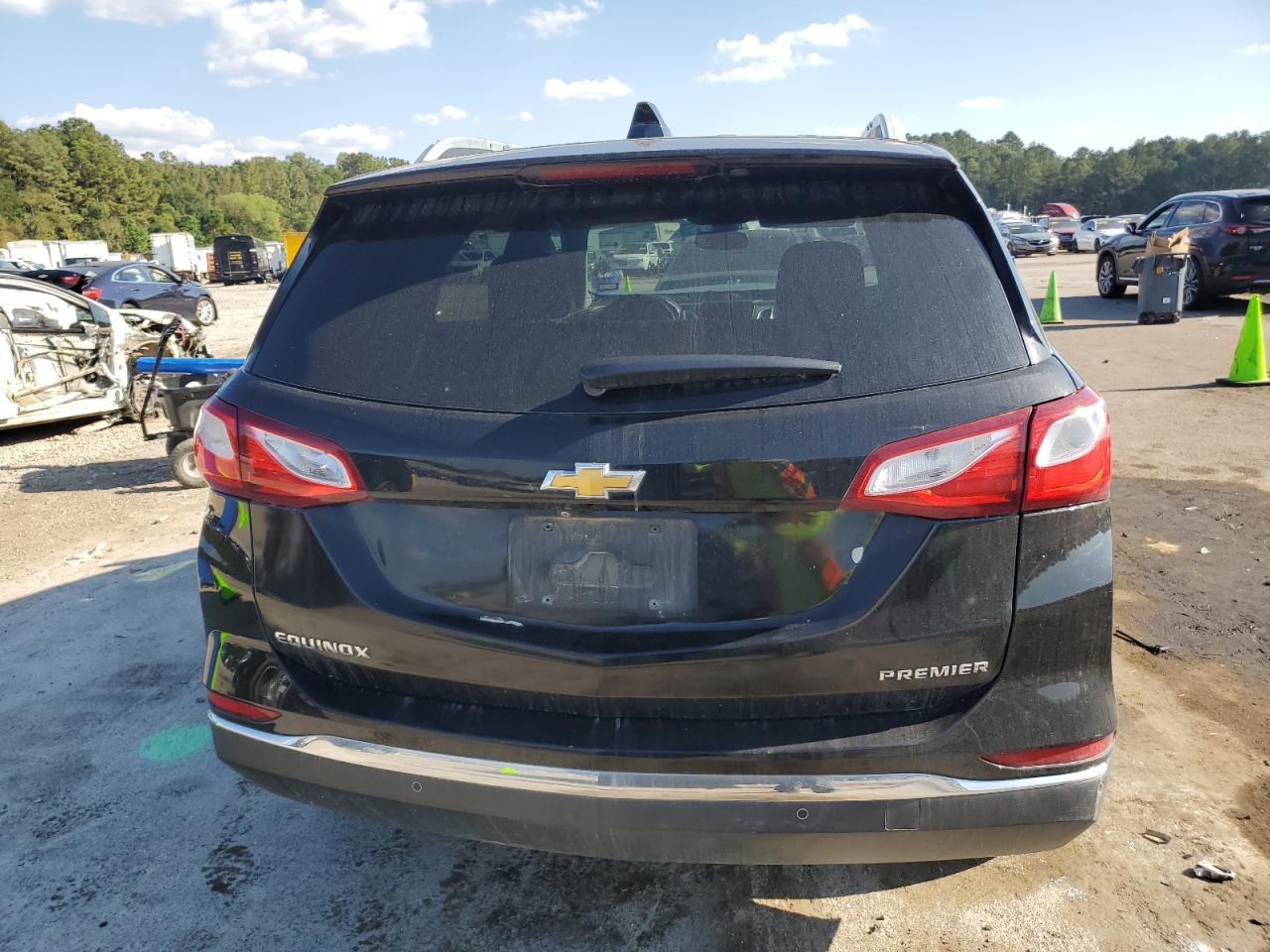 2019 Chevrolet Equinox Premier - Image 6
