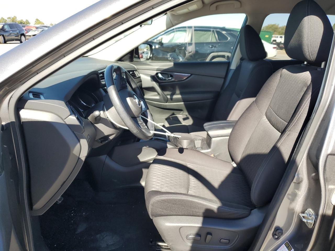 2020 Nissan Rogue S - Фото 7