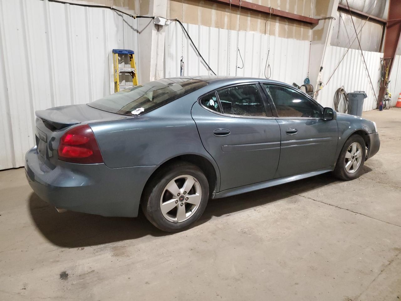 2006 Pontiac Grand Prix - Фото 3