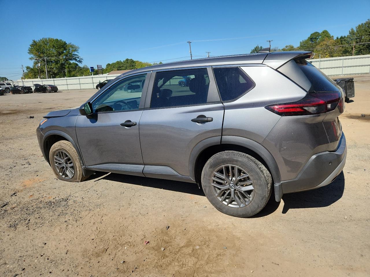 2023 Nissan Rogue S - Фото 2