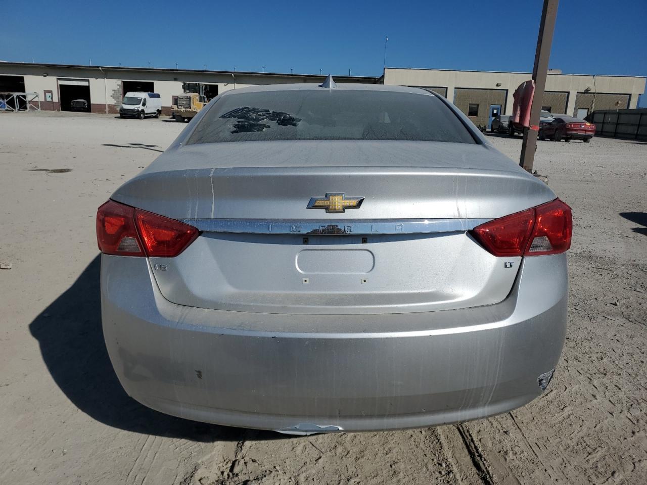 2017 Chevrolet Impala Lt - Фото 6
