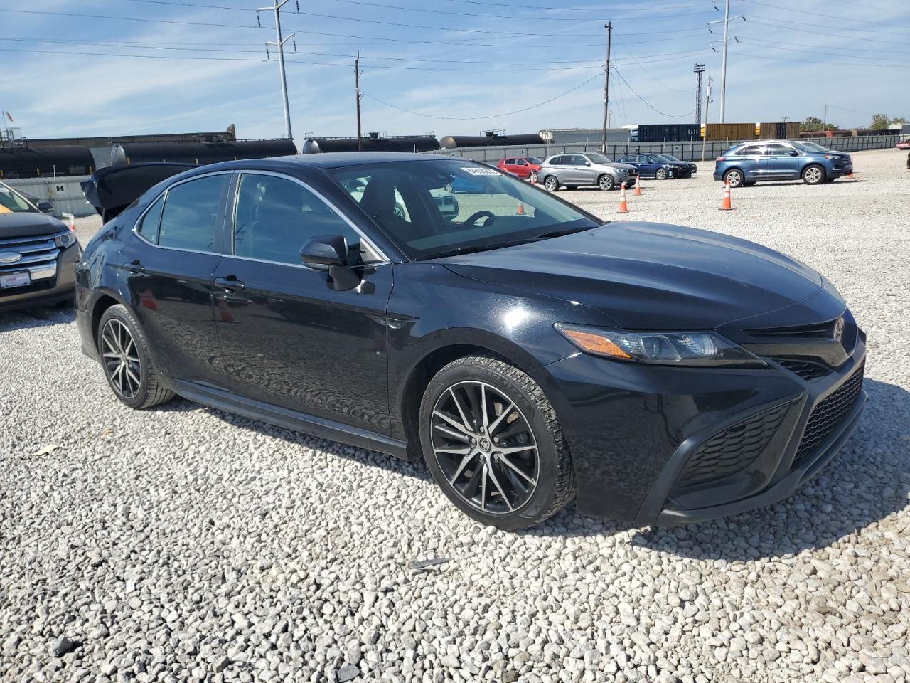 2021 Toyota Camry Se - Image 4