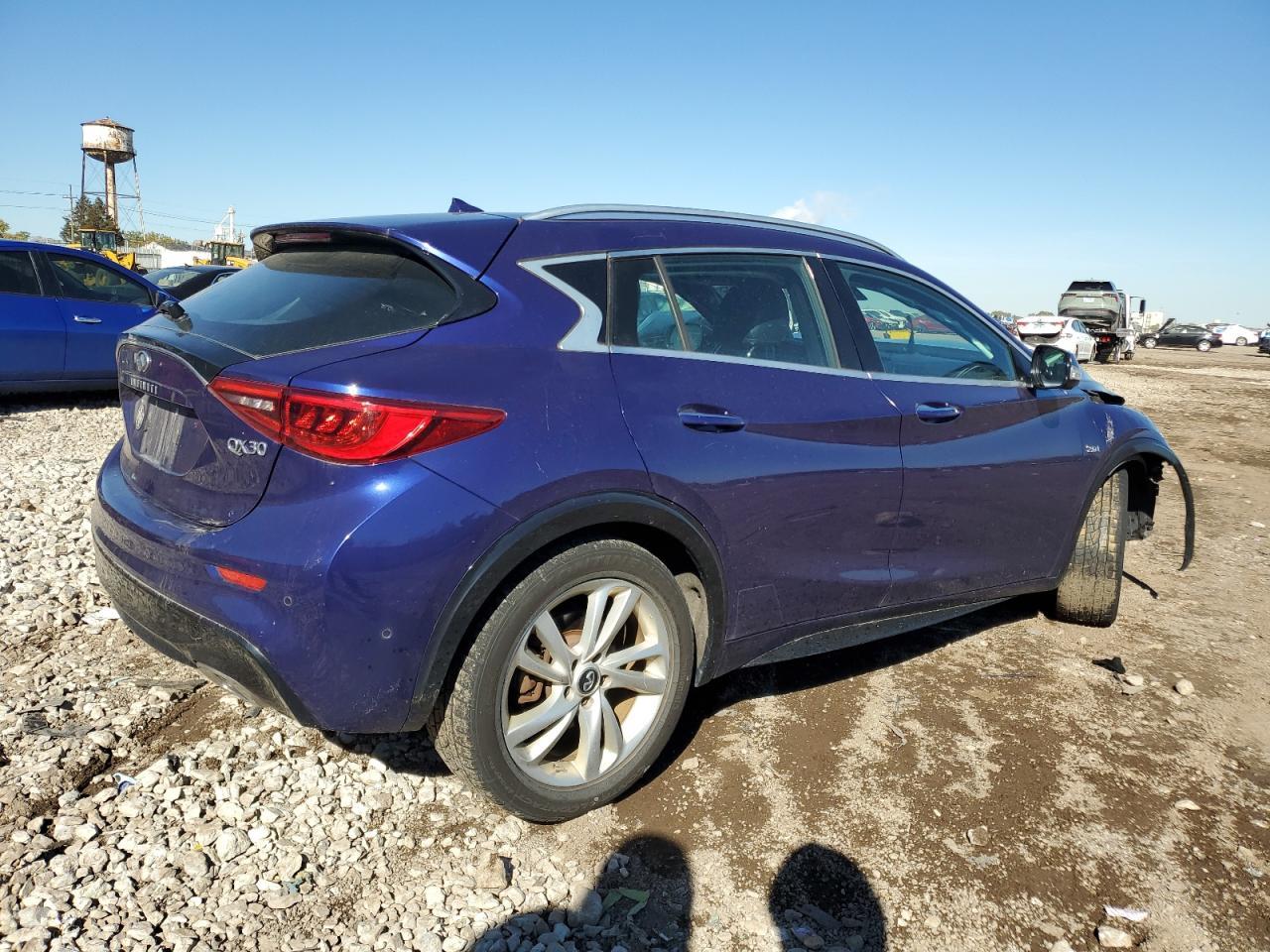 2017 Infiniti Qx30 Base - Image 3