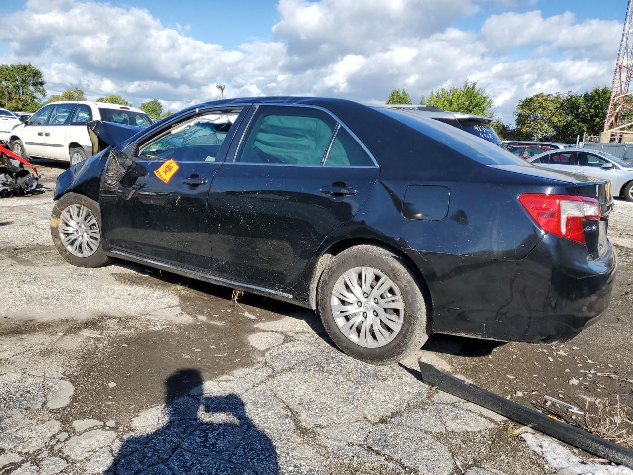 2013 Toyota Camry L - Фото 2