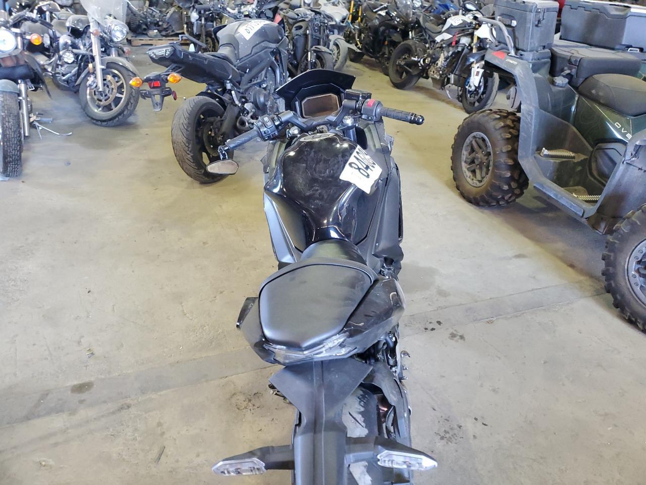 2025 Kawasaki Ex650 R - Фото 6