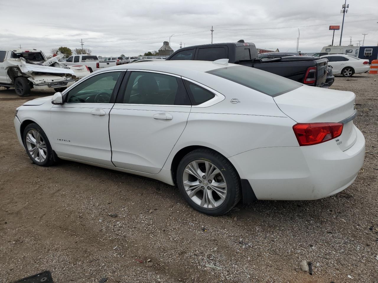 2015 Chevrolet Impala Lt - Image 2