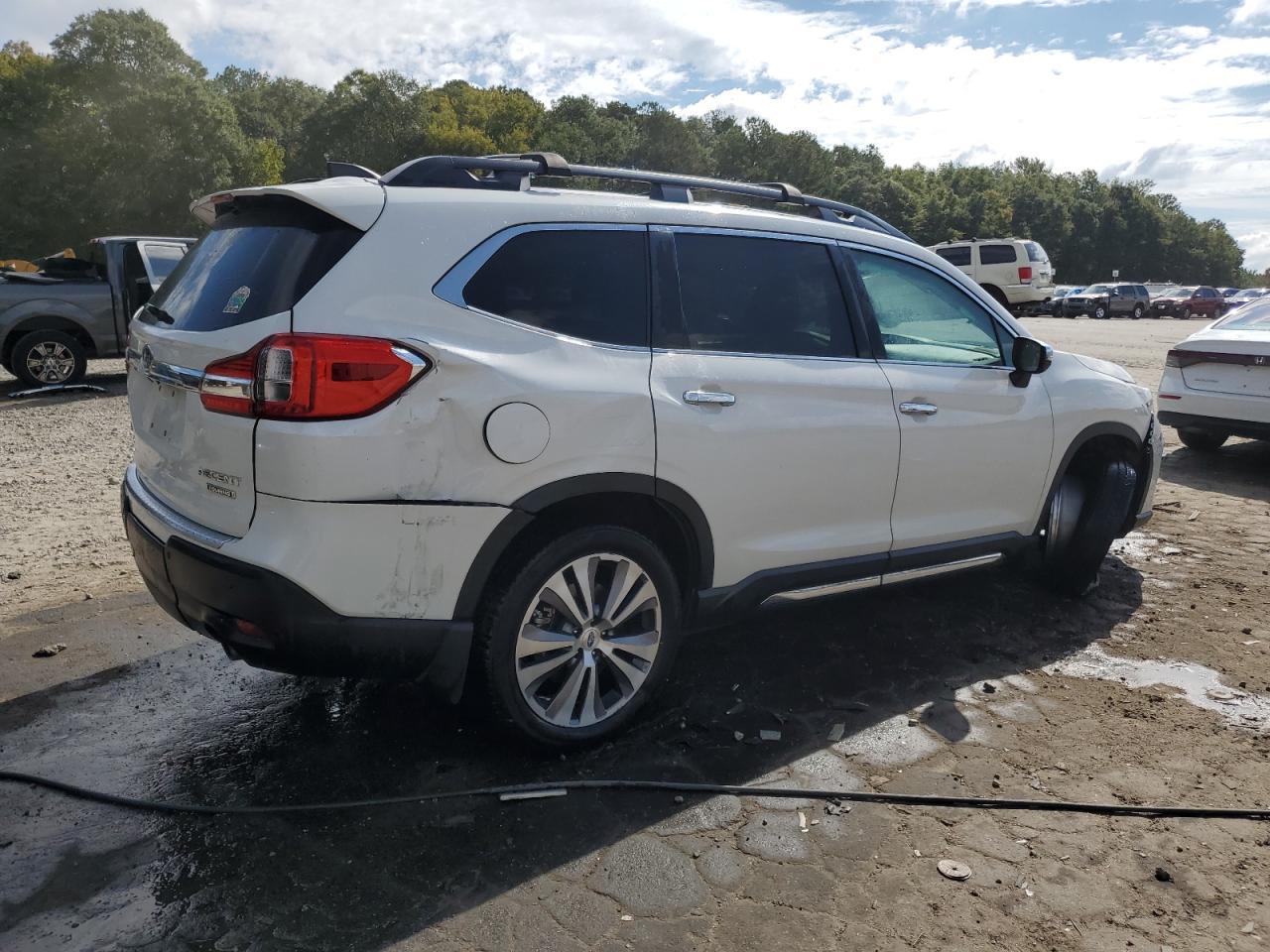 2021 Subaru Ascent Touring - Фото 3