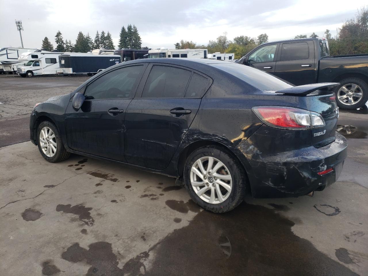2013 Mazda 3 I - Image 2