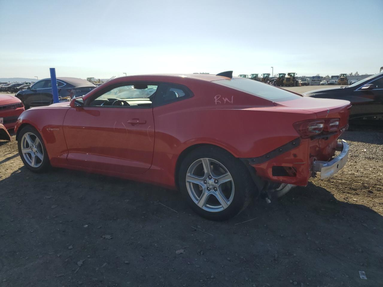 2019 Chevrolet Camaro Ls - Фото 2