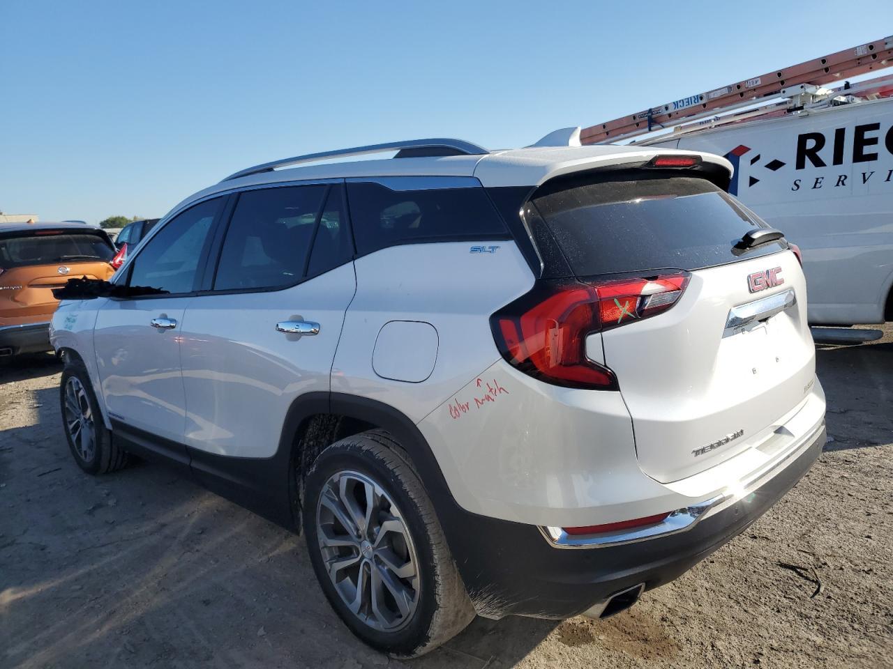 2020 GMC Terrain Slt - Фото 2