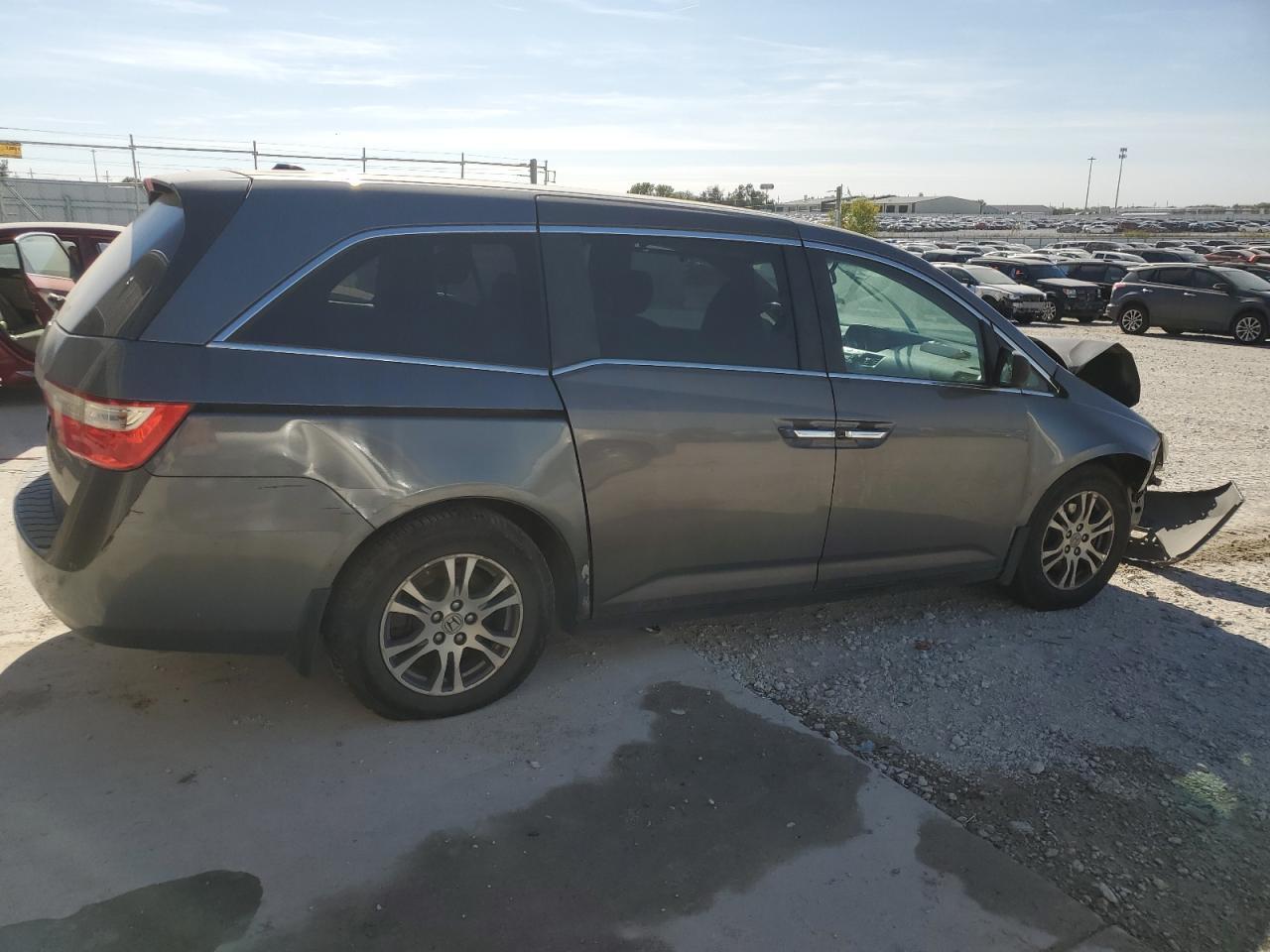 2011 Honda Odyssey Exl - Image 3