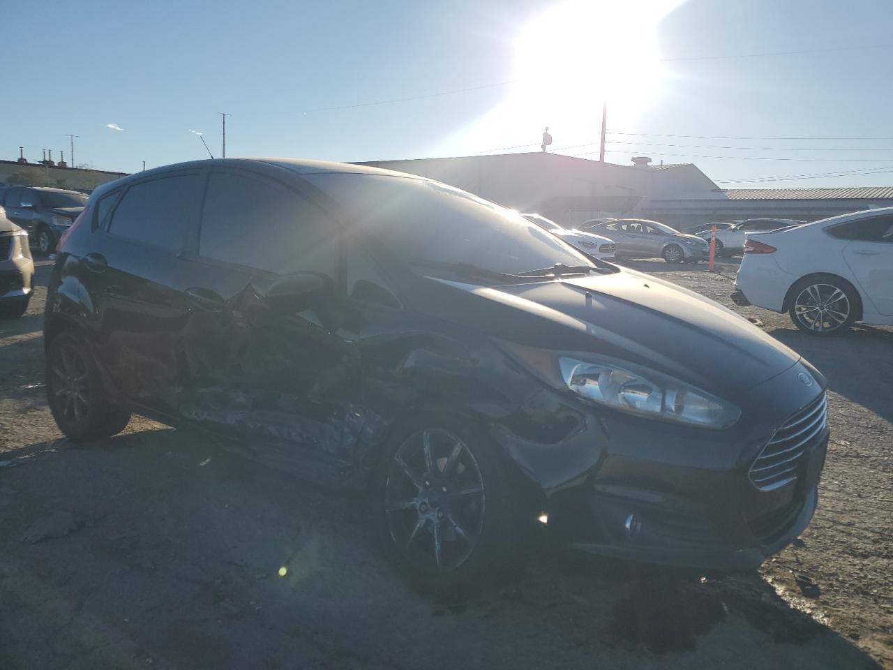 2018 Ford Fiesta Se - Фото 4