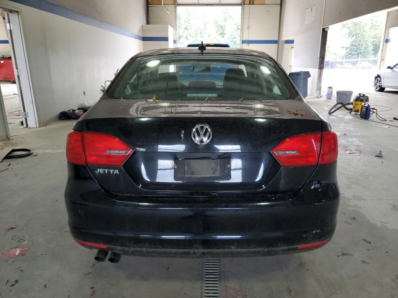 2012 Volkswagen Jetta - Фото 6