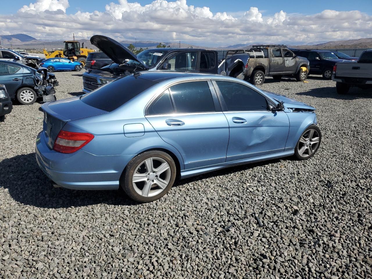 2010 Mercedes-Benz C 300 - Image 3