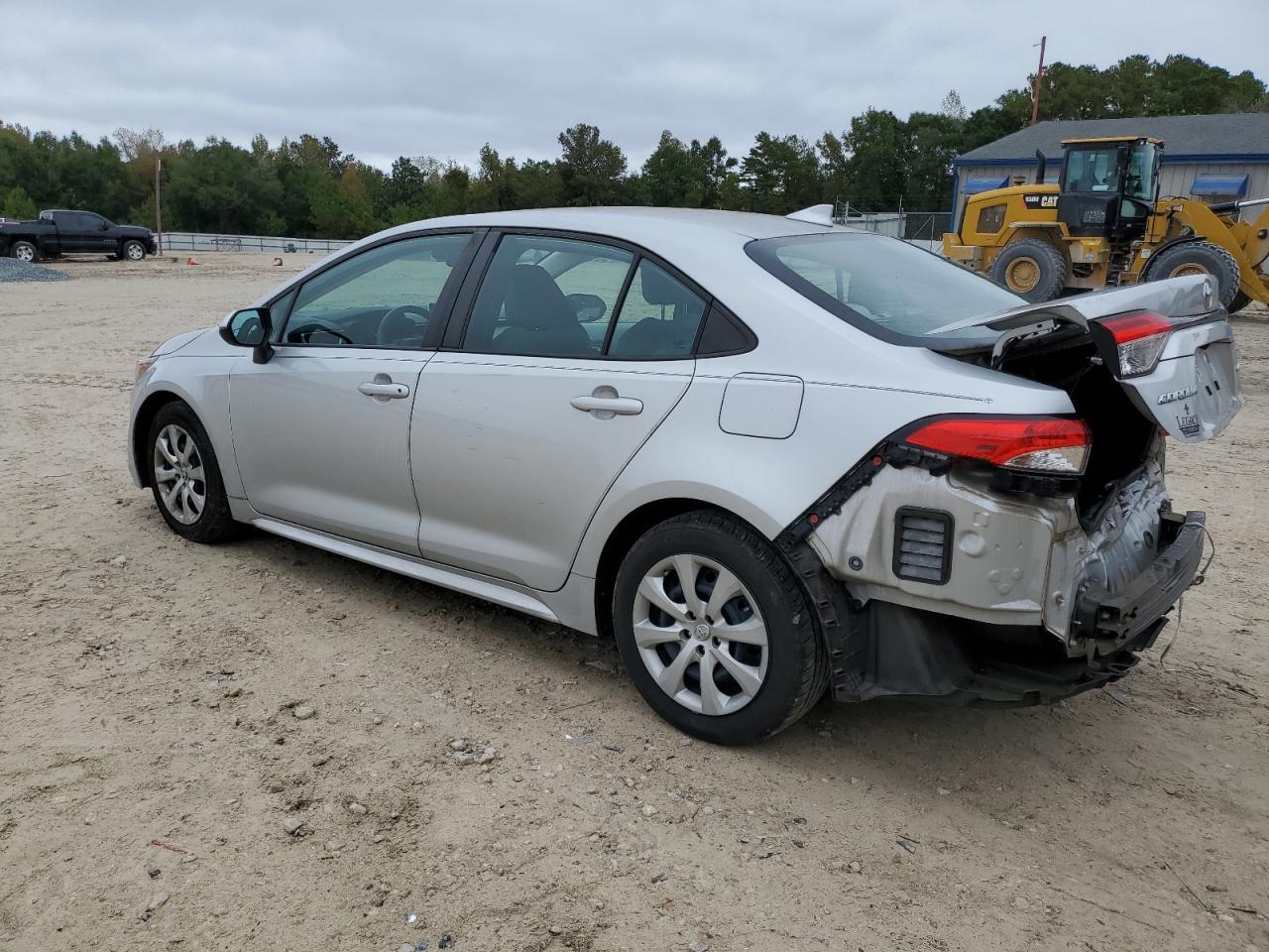 2020 Toyota Corolla Le - Image 2