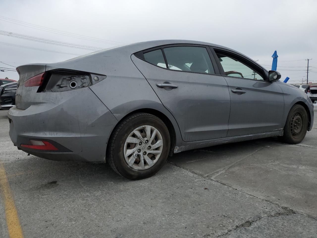 2019 Hyundai Elantra Se - Фото 3
