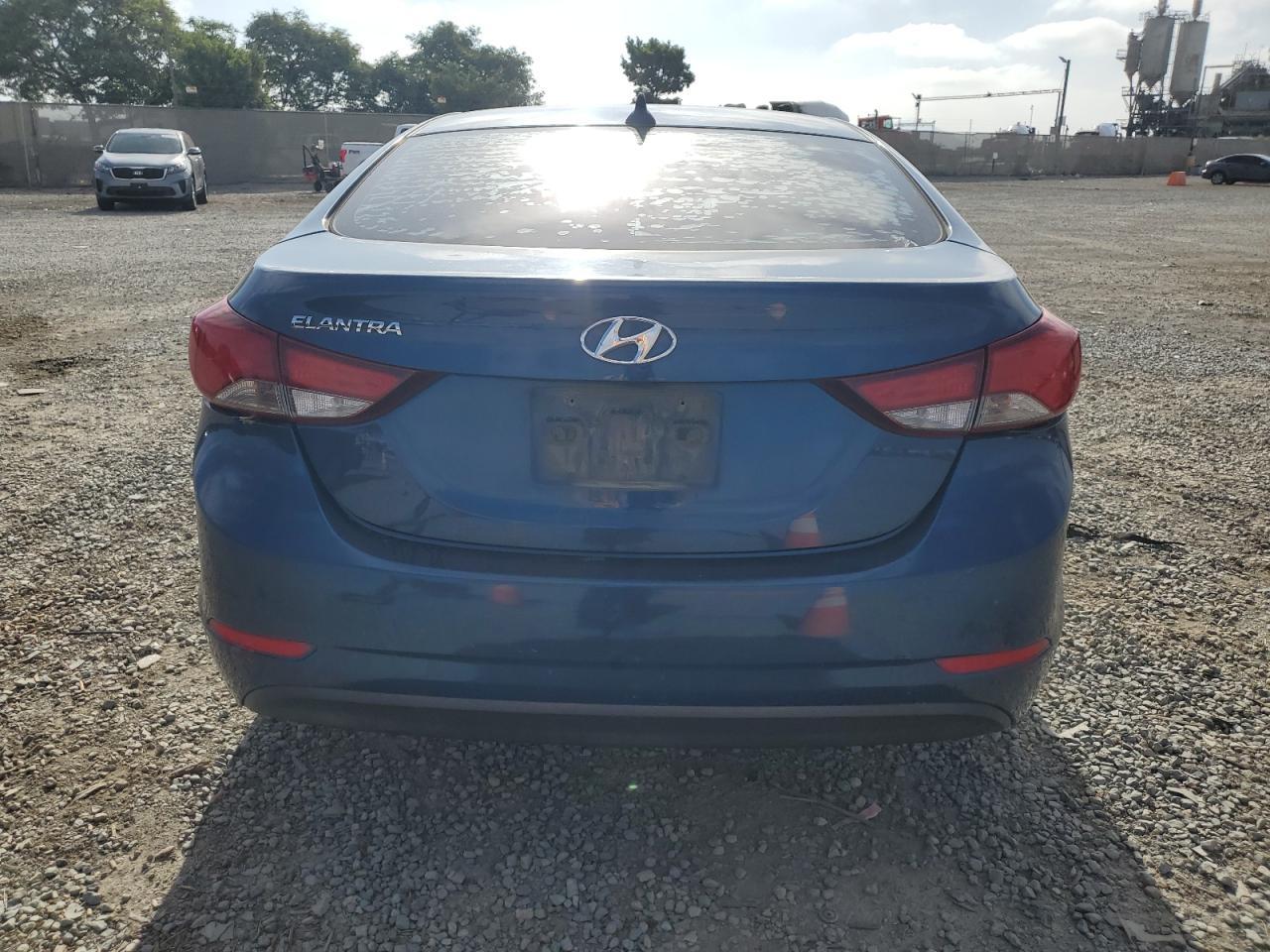 2016 Hyundai Elantra Se - Фото 6