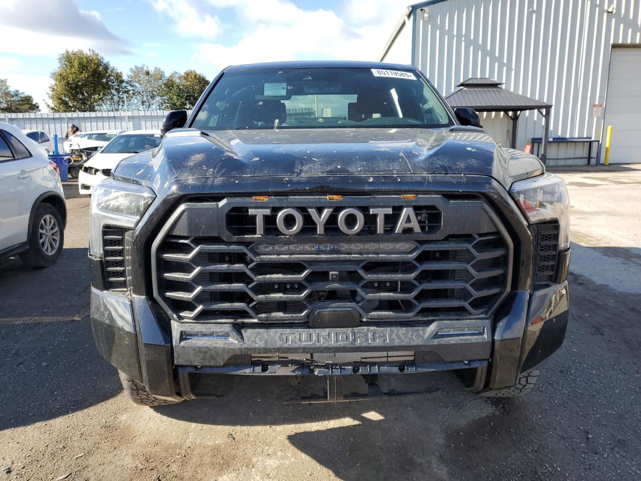 2024 Toyota Tundra Crewmax Limited - Image 5