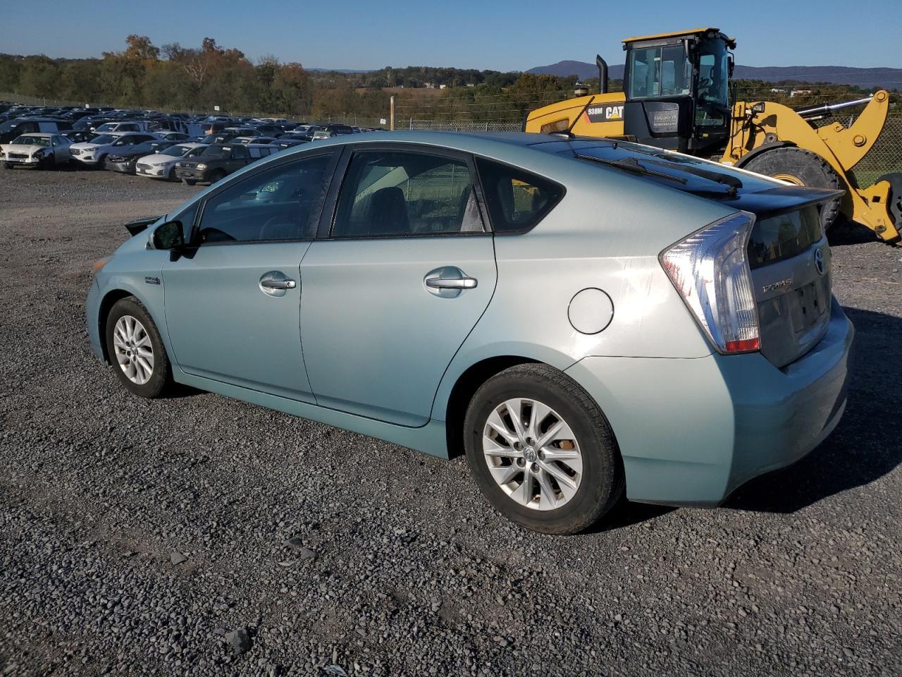 2012 Toyota Prius Plug-In - Image 2