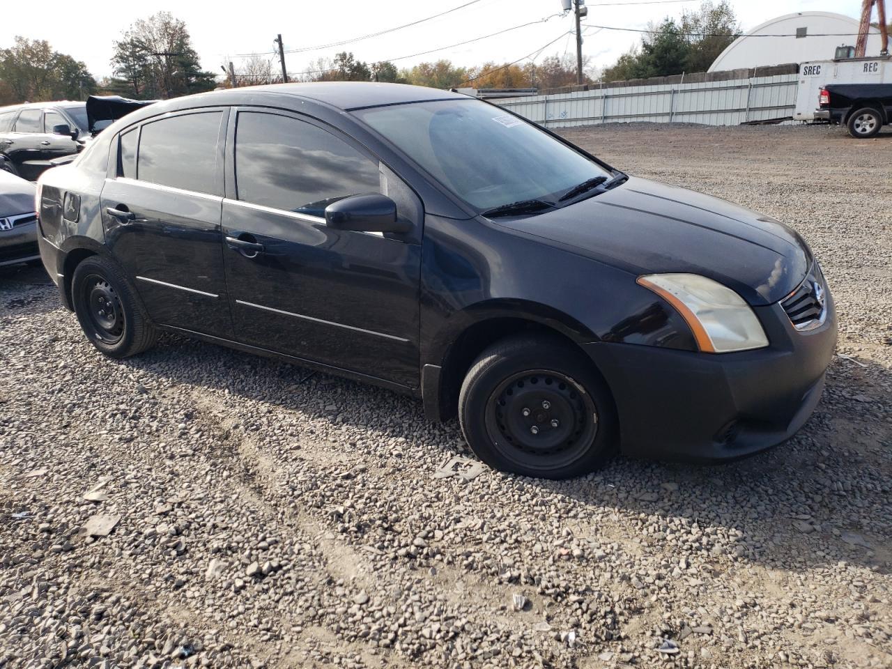 2011 Nissan Sentra 2.0 - Image 4