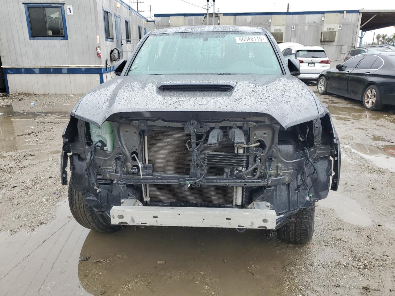 2017 Toyota Tacoma Double Cab - Фото 5