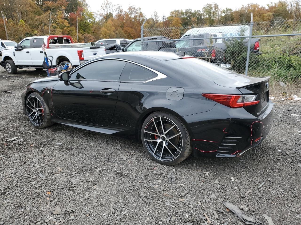 2017 Lexus Rc 200T - Image 2