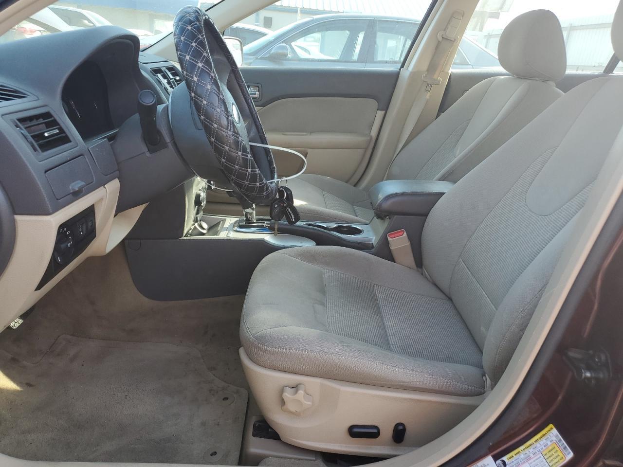 2012 Ford Fusion Se - Image 7