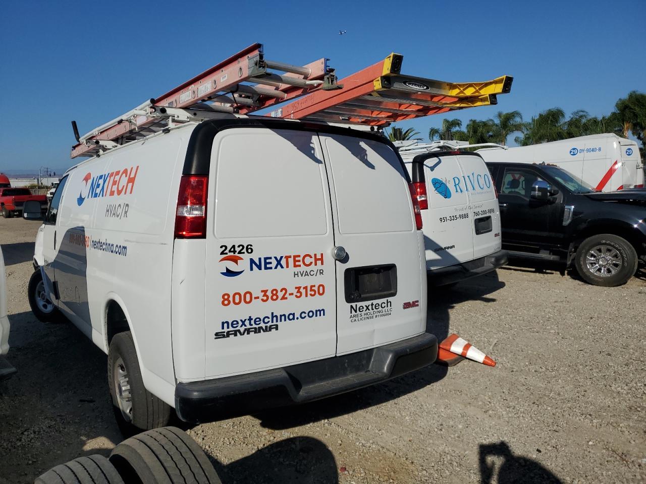 2023 GMC Savana G2500 Utility / Service Van - Фото 2