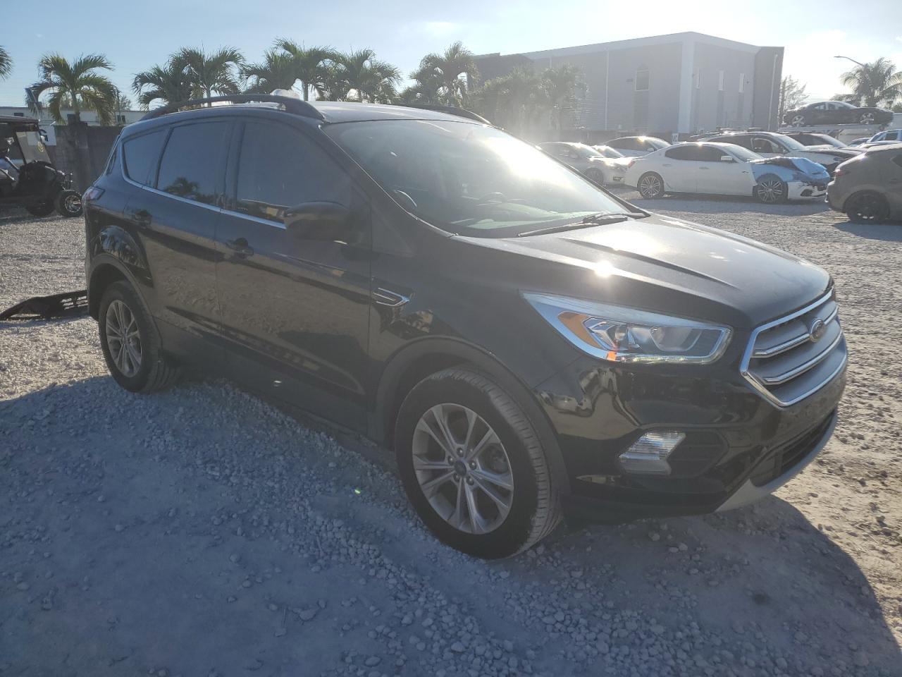 2018 Ford Escape Sel - Фото 4