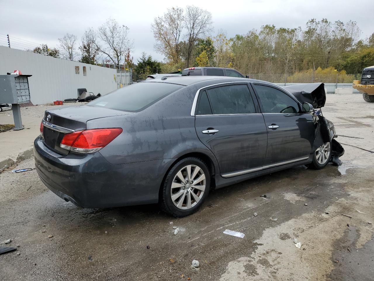 2012 Toyota Avalon Limited - Фото 3