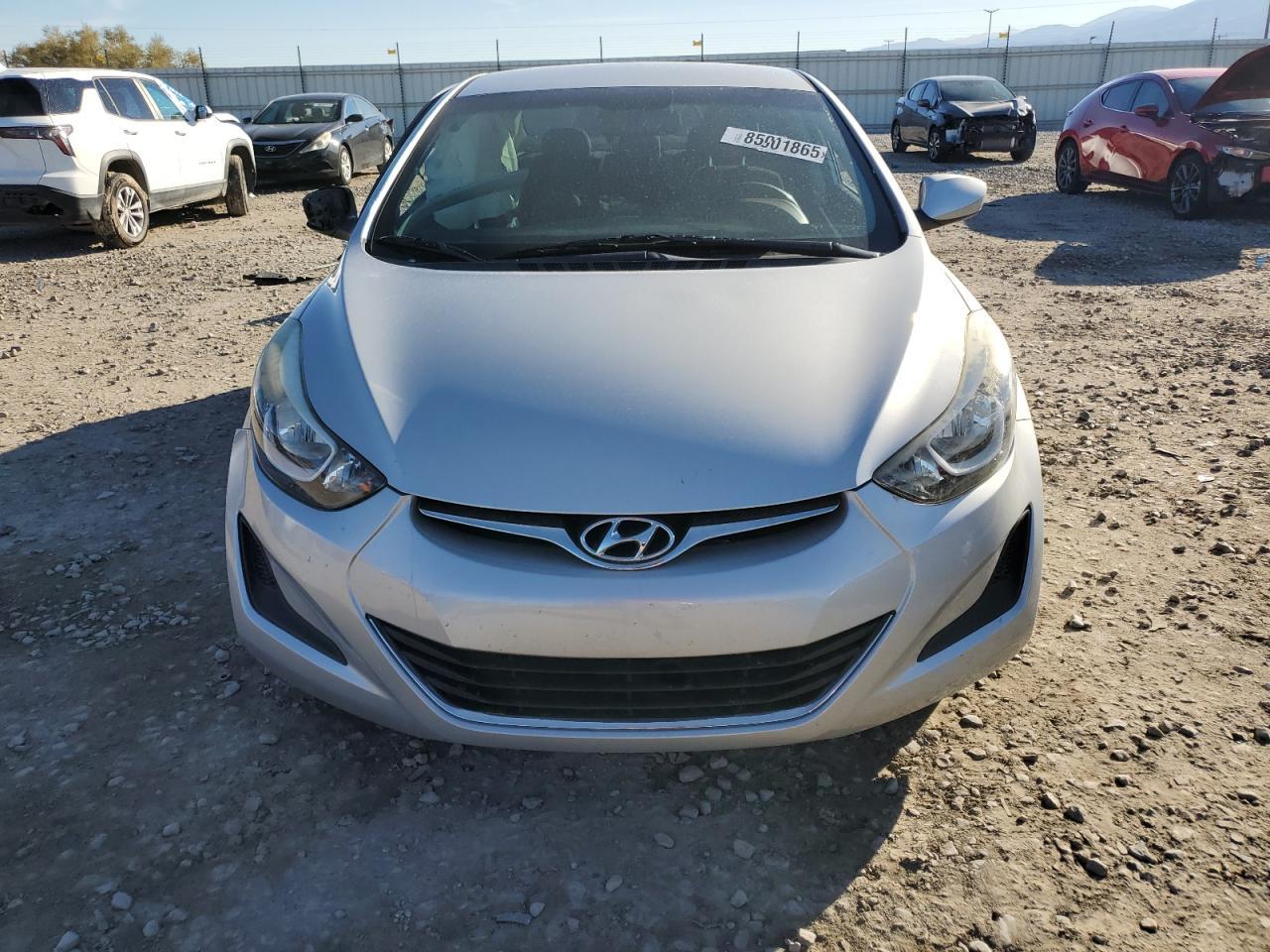 2016 Hyundai Elantra Se - Image 5