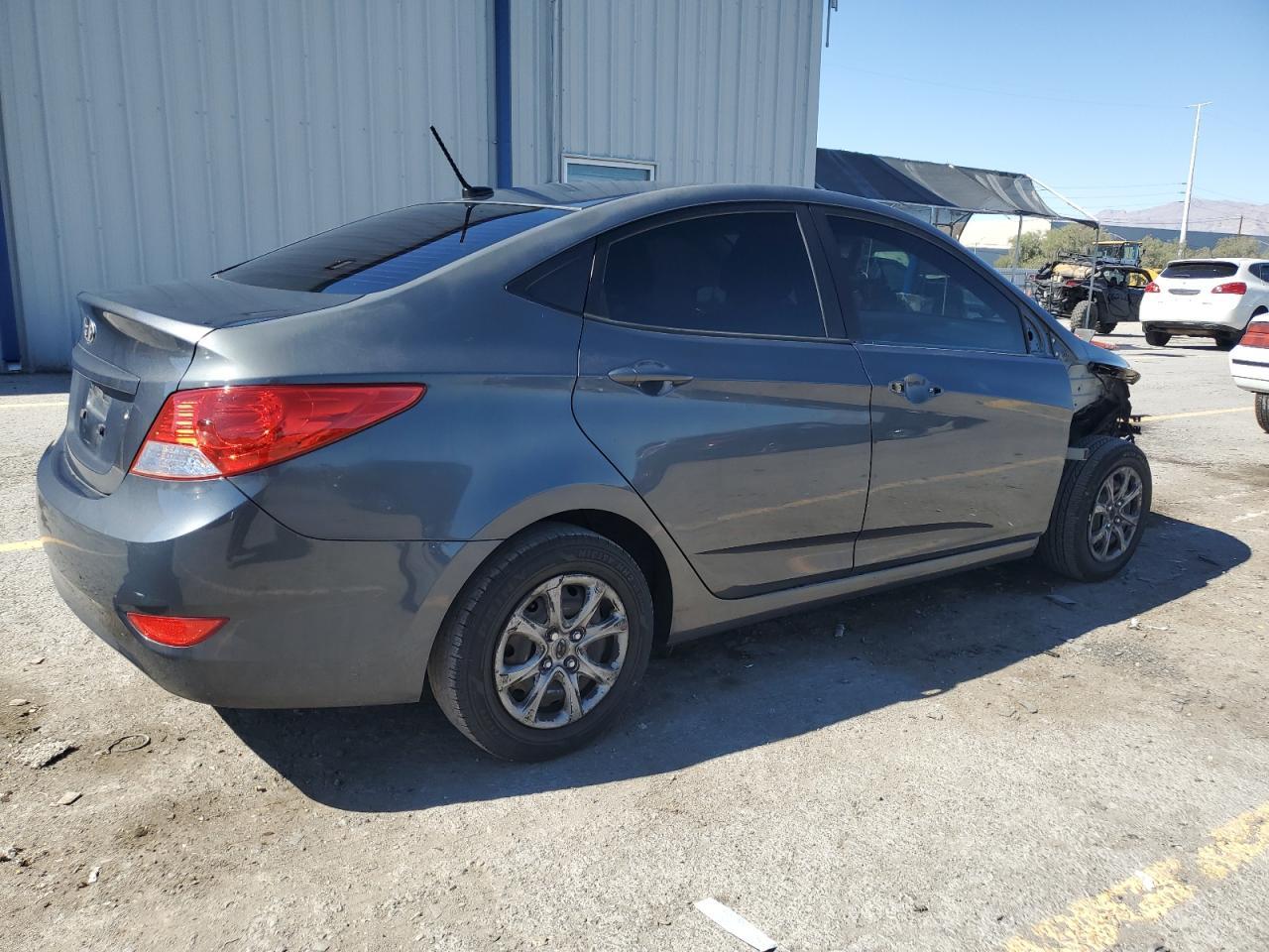 2012 Hyundai Accent Gls - Image 3