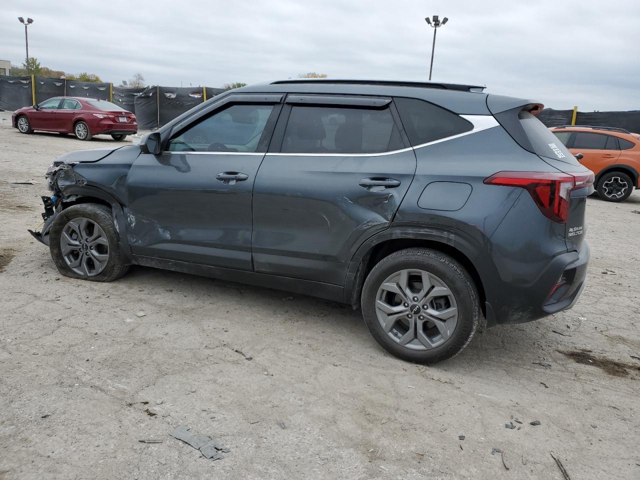 2024 Kia Seltos S - Image 2