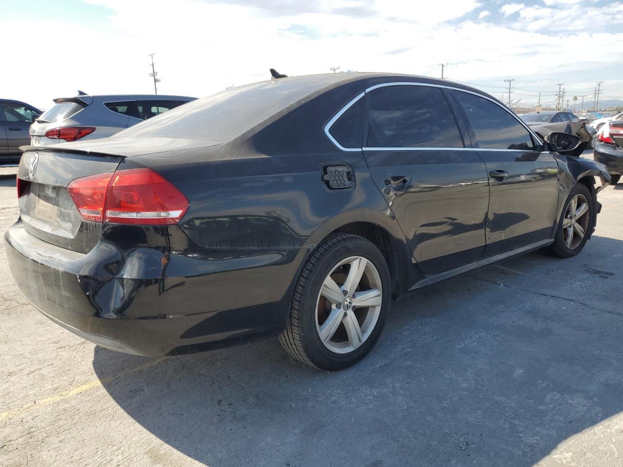 2012 Volkswagen Passat Se - Фото 3