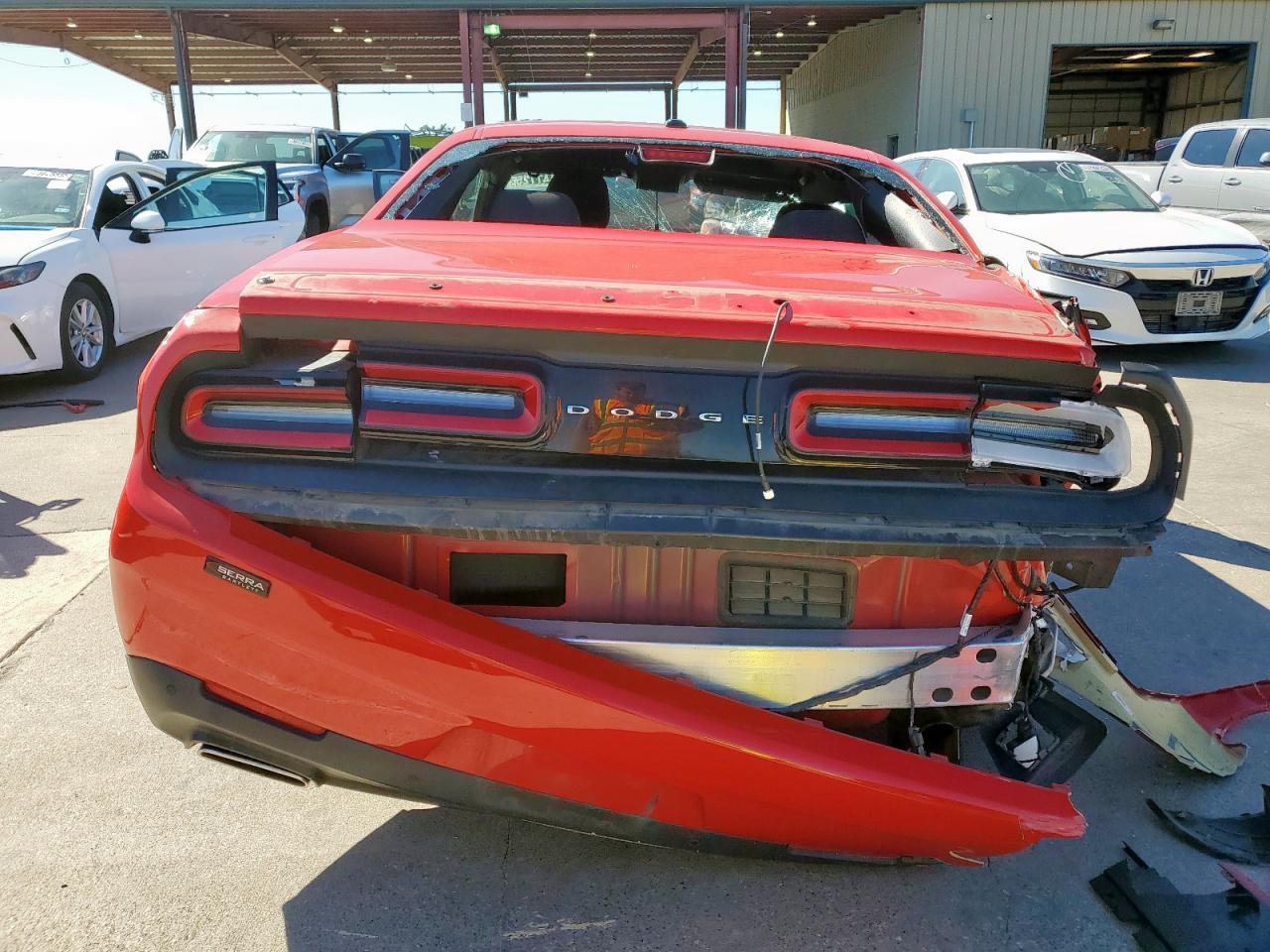 2021 Dodge Challenger Sxt - Фото 6