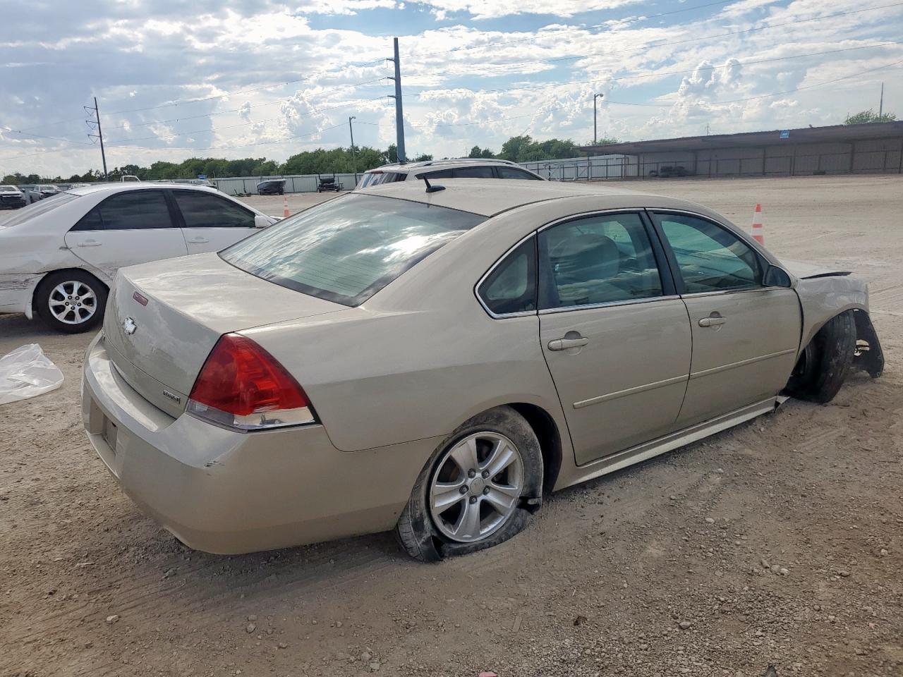 2012 Chevrolet Impala Ls - Image 3