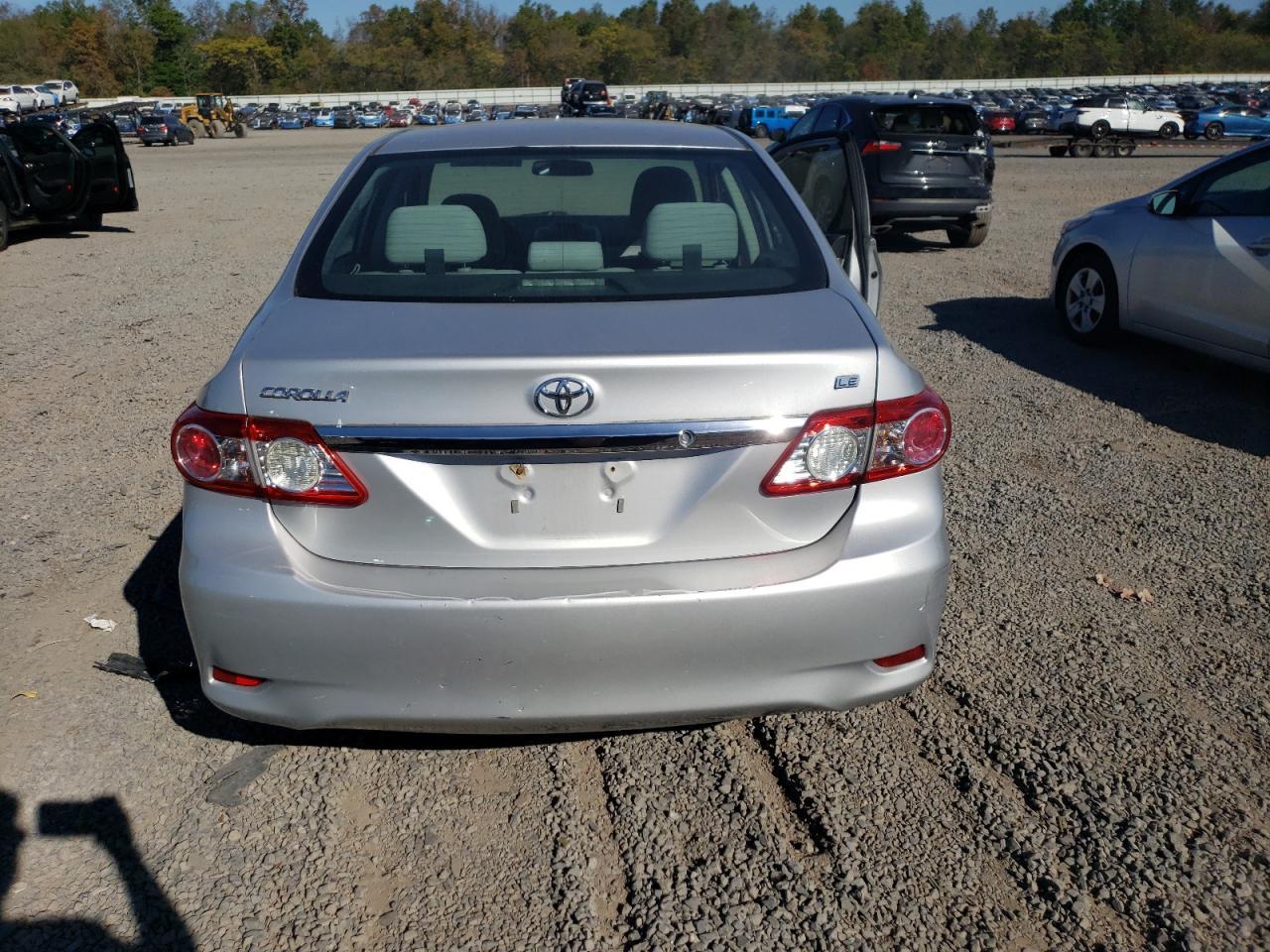 2013 Toyota Corolla Base - Image 6