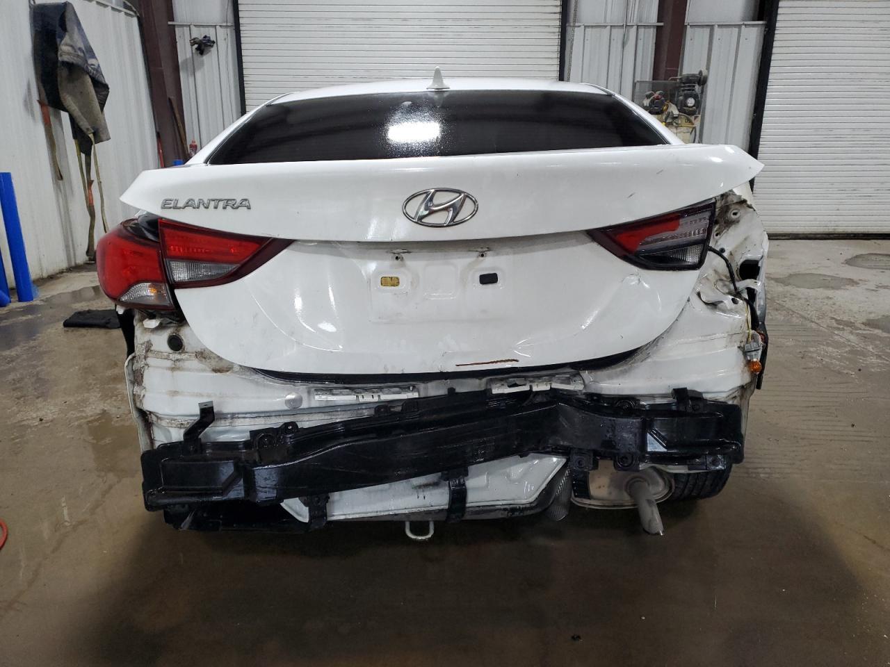 2014 Hyundai Elantra Se - Фото 6