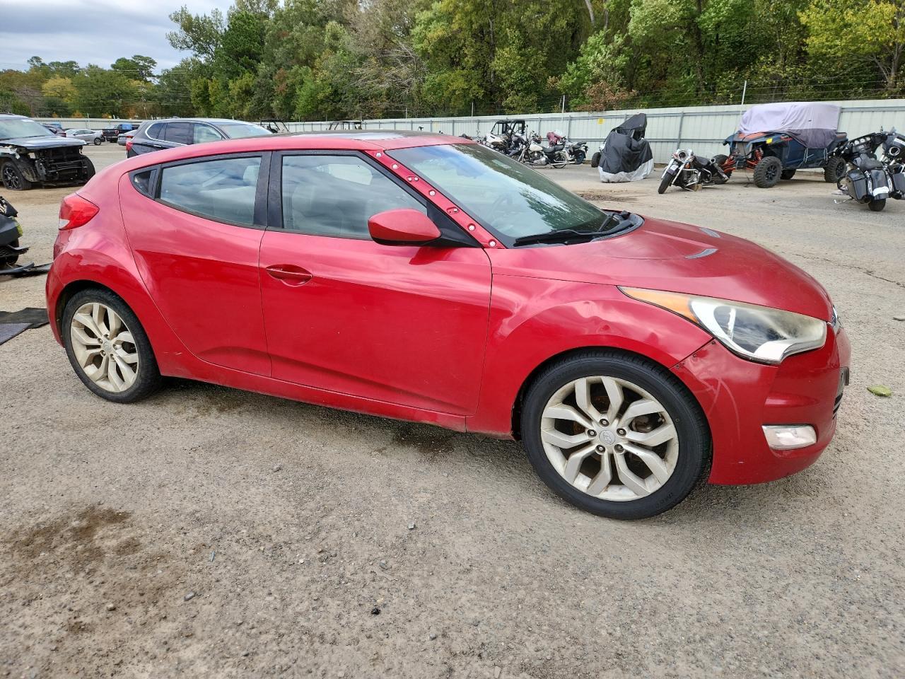 2013 Hyundai Veloster - Фото 4