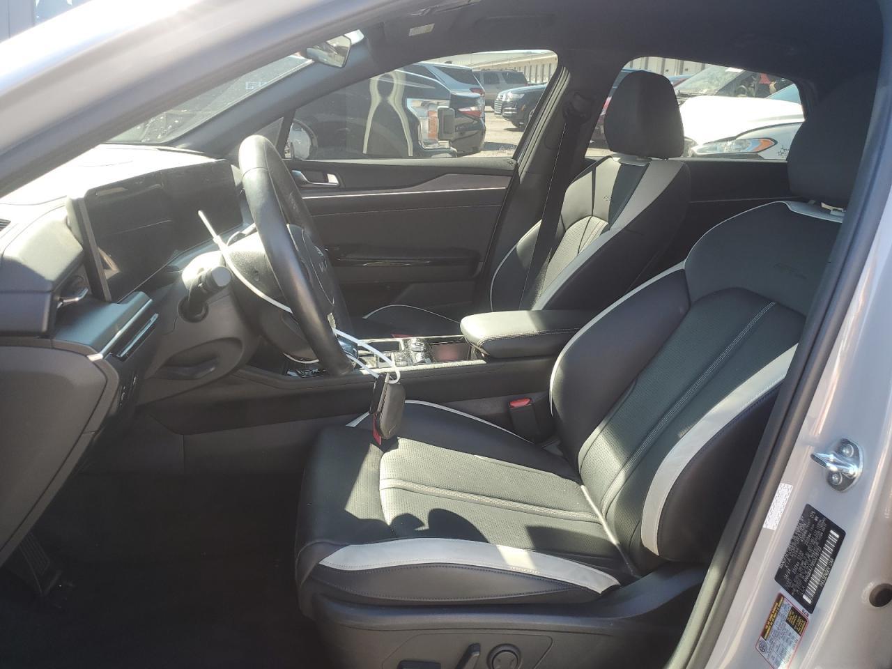 2025 Kia K5 Gt Line - Image 7