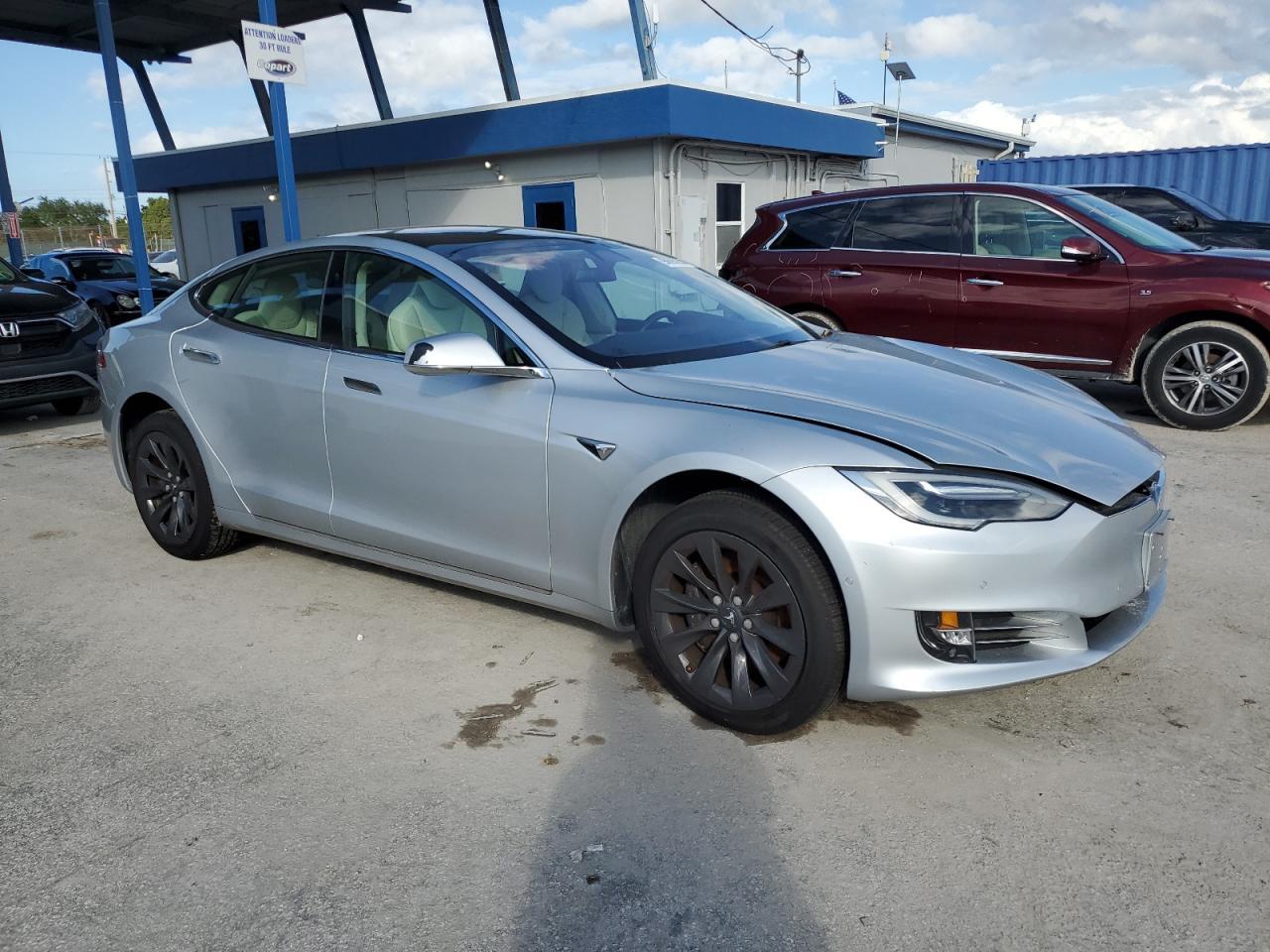 2017 Tesl Model S 75D - Фото 4
