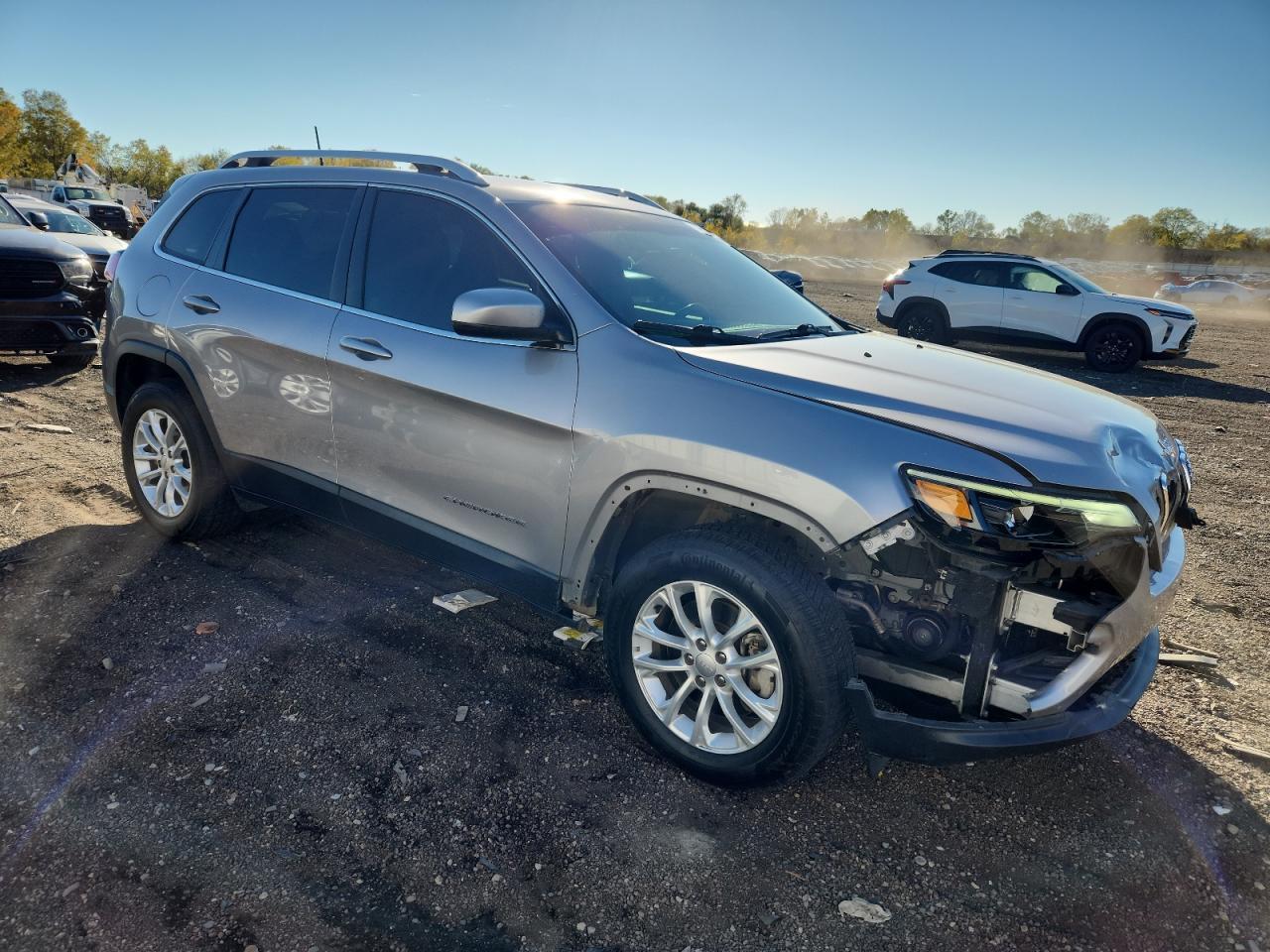 2019 Jeep Cherokee Latitude - Image 4