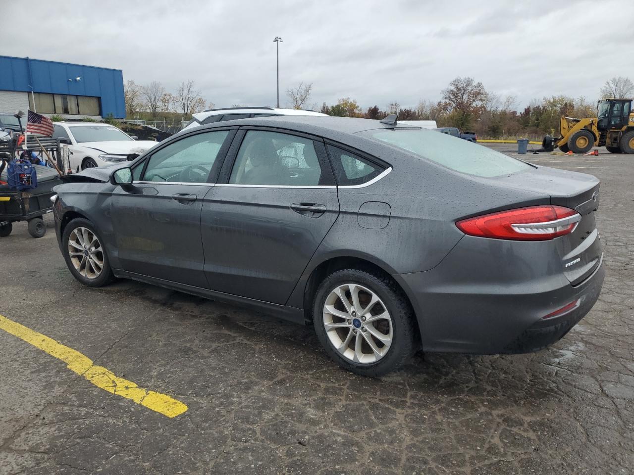 2020 Ford Fusion Se - Фото 2
