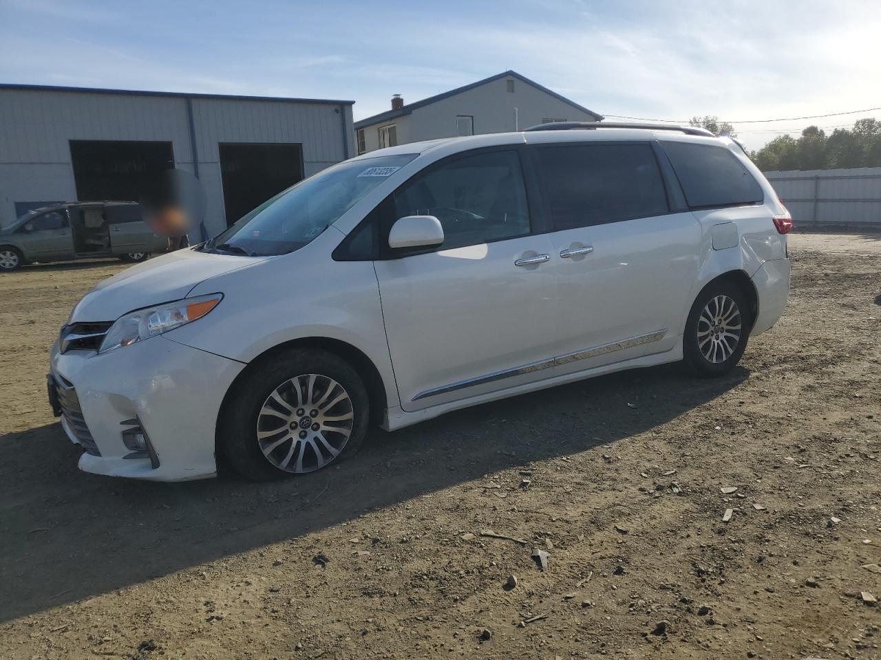 2018 Toyota Sienna Xle
