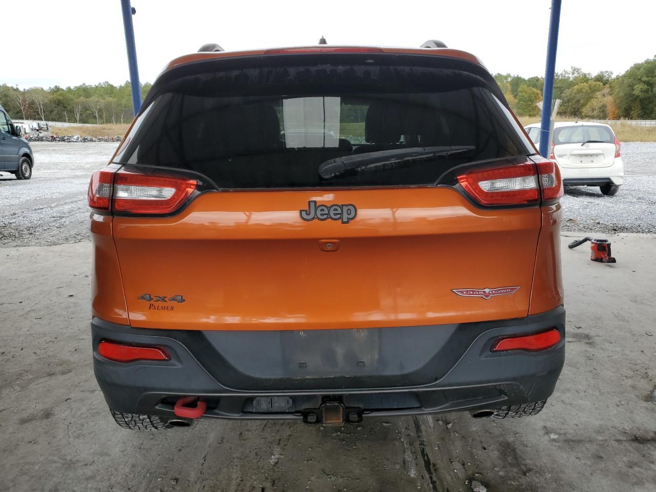 2015 Jeep Cherokee Trailhawk - Image 6