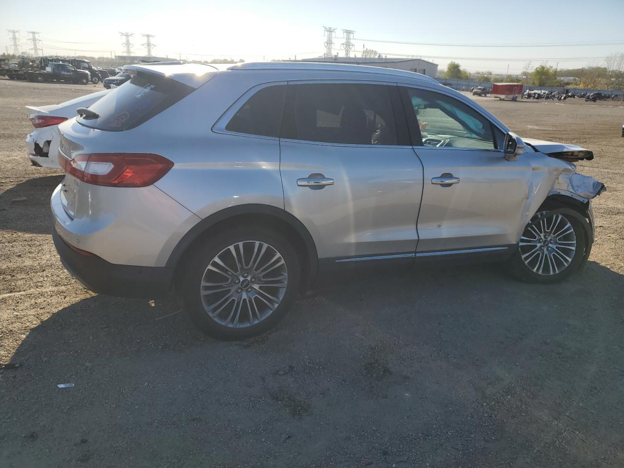 2016 Lincoln Mkx Reserve - Image 3