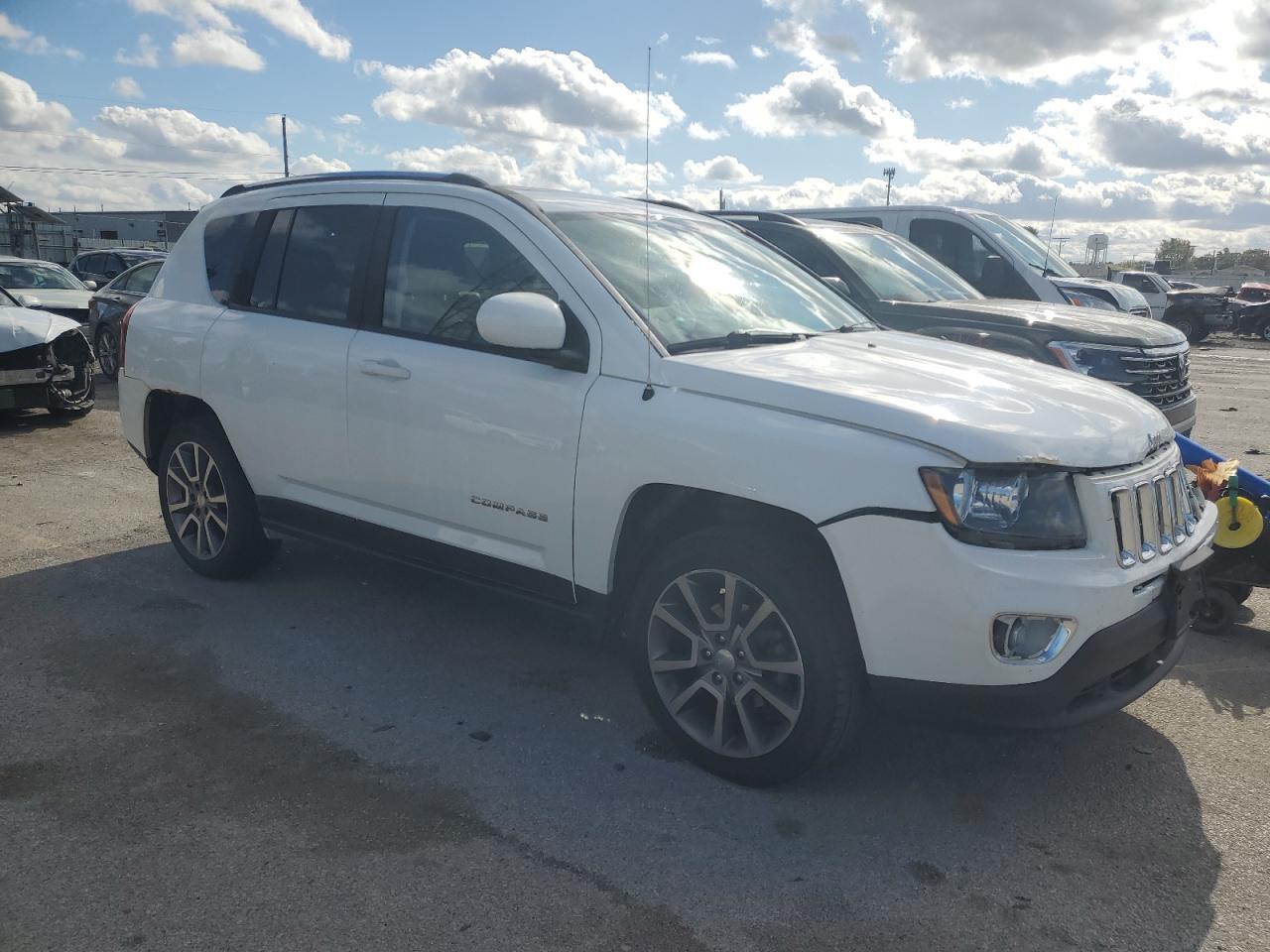2016 Jeep Compass Latitude - Фото 4