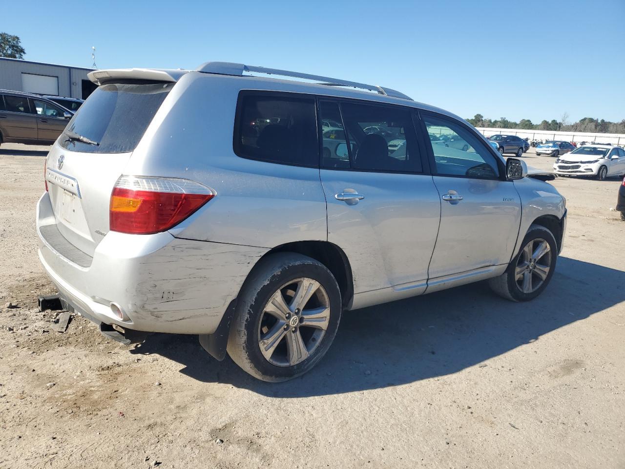 2010 Toyota Highlander Limited - Image 3